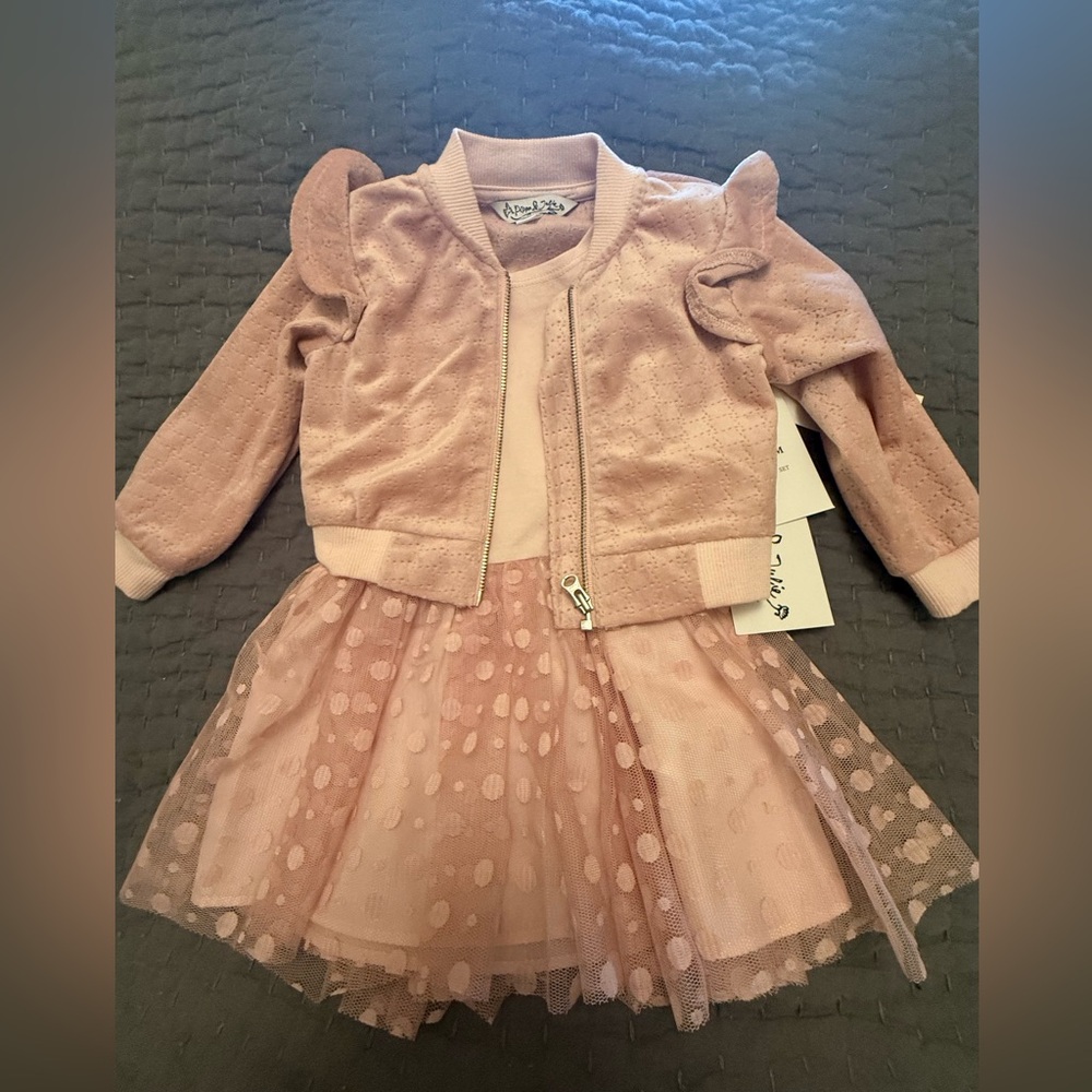 Pippa & Julie. NWT. Pink, 3-piece, Dress, Jacket, & Bloomers. Size 6/9 months